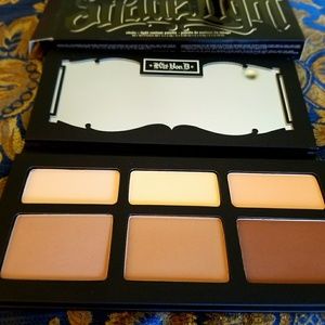New Kat Von D Shade and Light Contour Palette